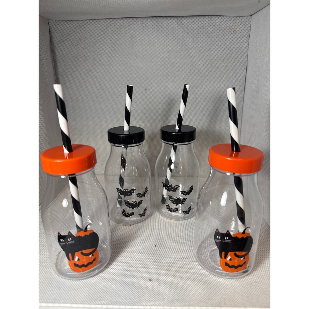 Hyde and Eek Halloween Milk Bottle Set 4pc Cat Pumpkin Bat Straws 200 04 0768
